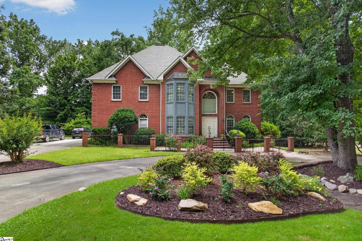 112 Santee Trail