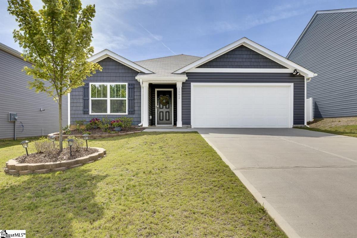 1592 Martingale Way
