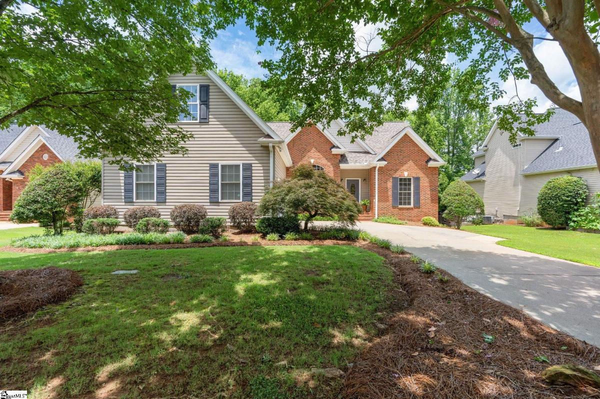 16 Shannon Ridge Court