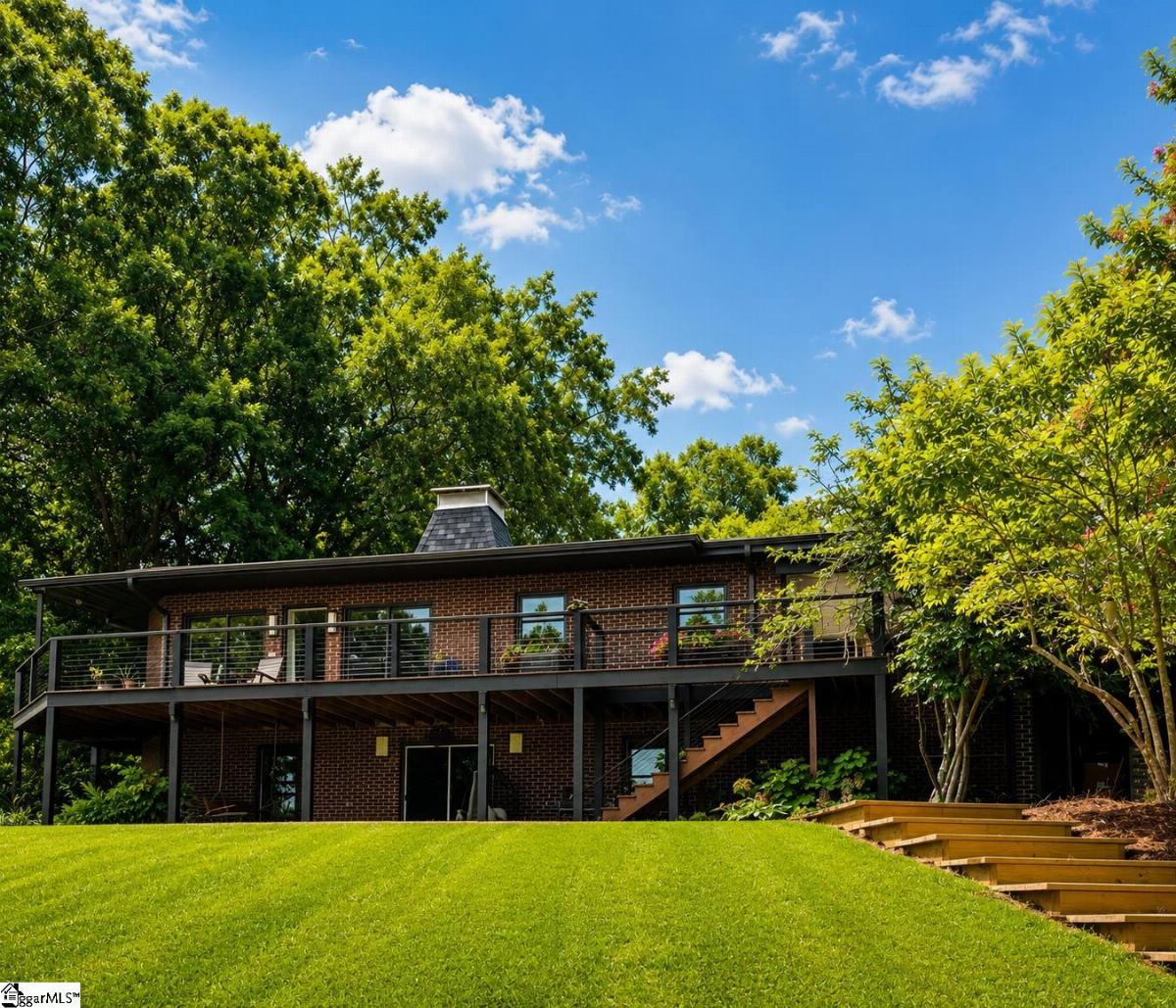 522 Sandshore Drive