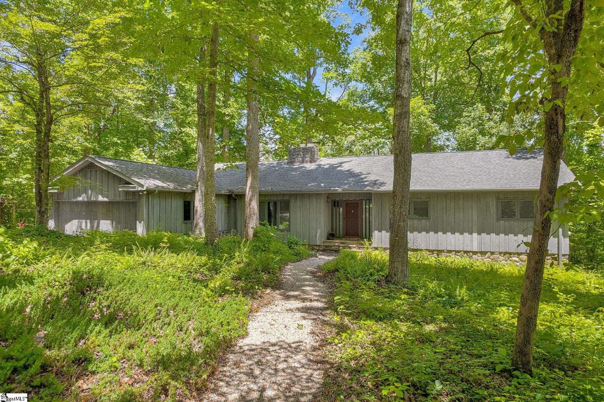 2109 Moorefield Memorial Highway
