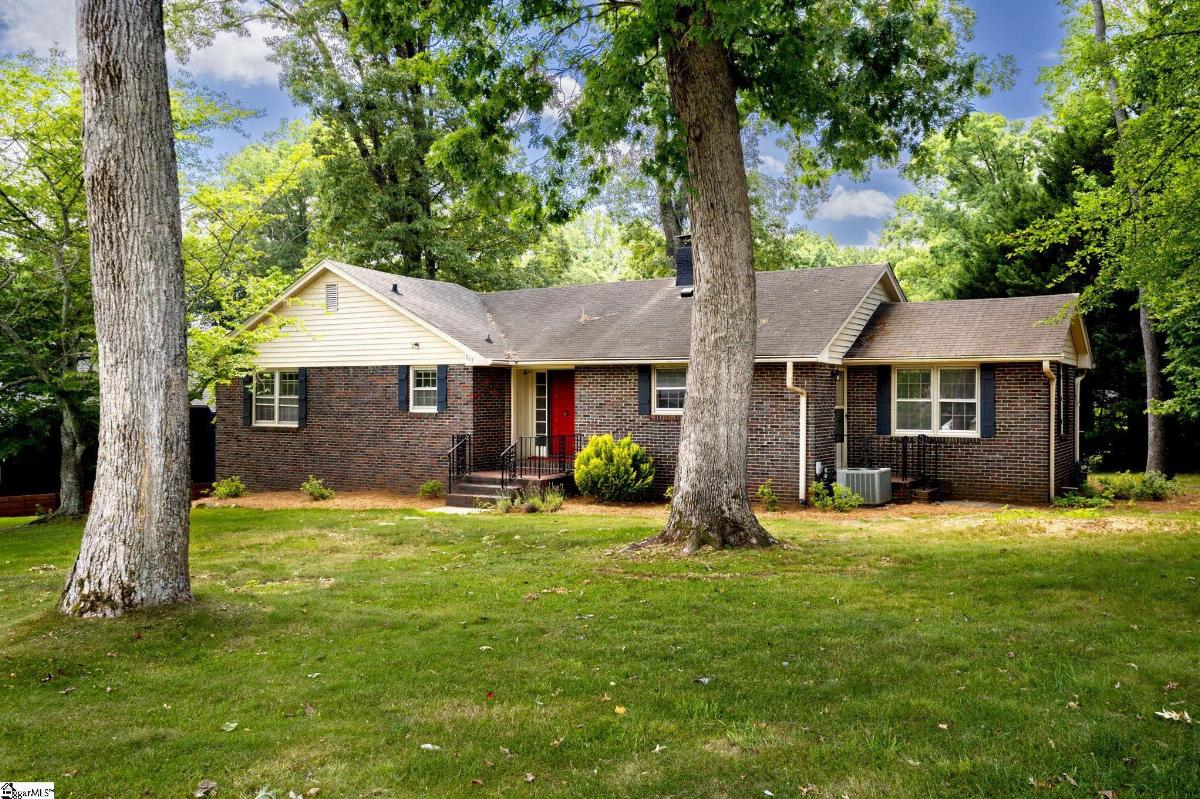 517 Dellwood Drive