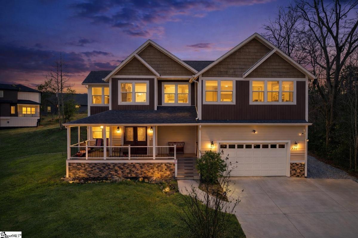 226 Hammond Circle