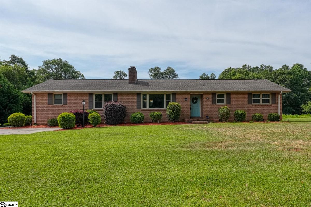 5811 Reidville Road