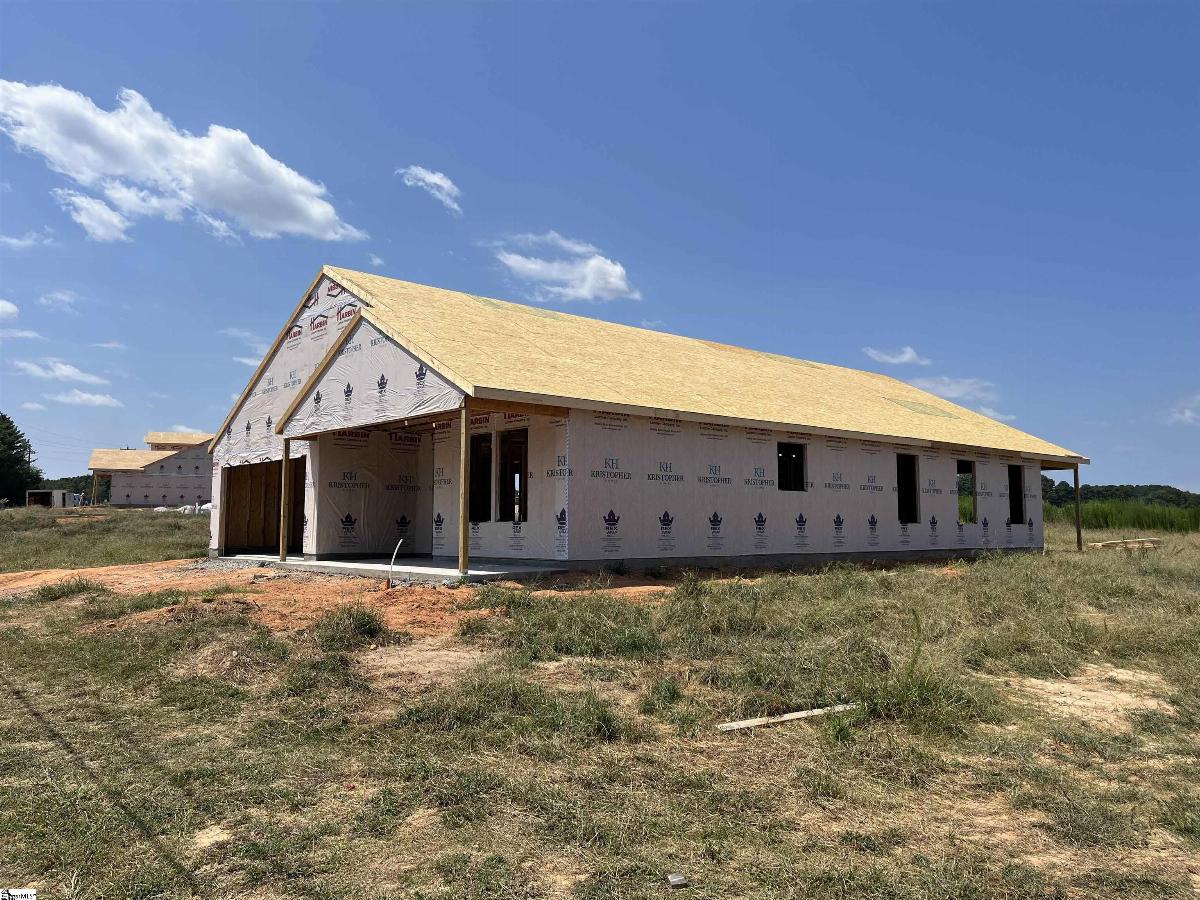 267 Henderson Road