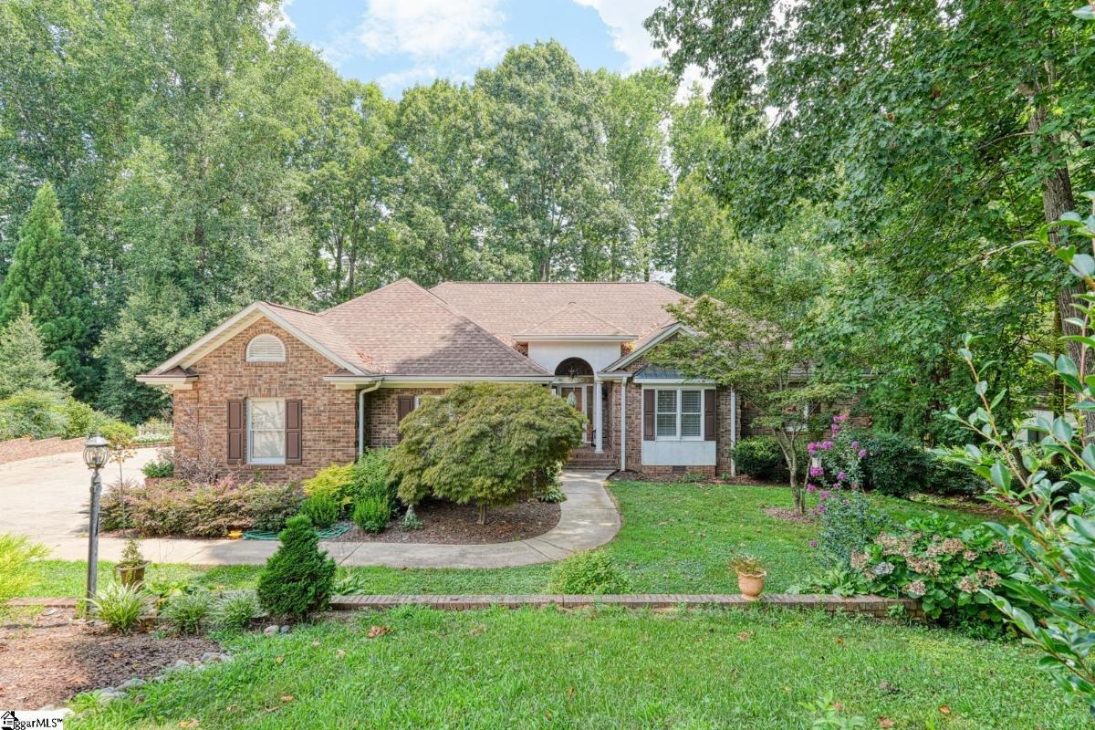 335 Hillcove Point