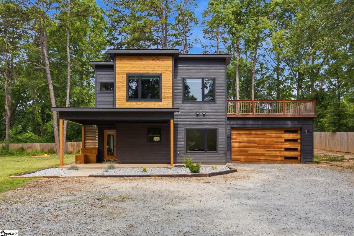 136 Downey Road