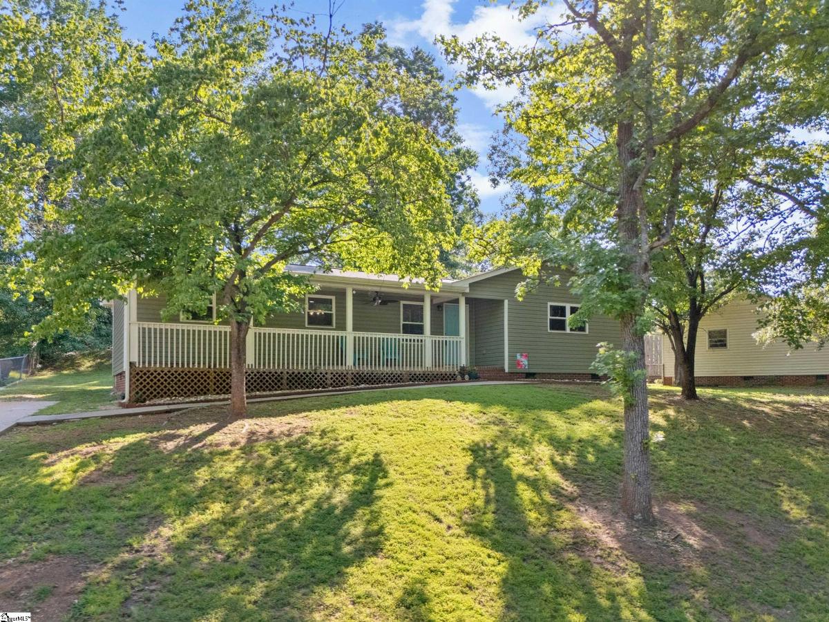 104 Pinonwood Court