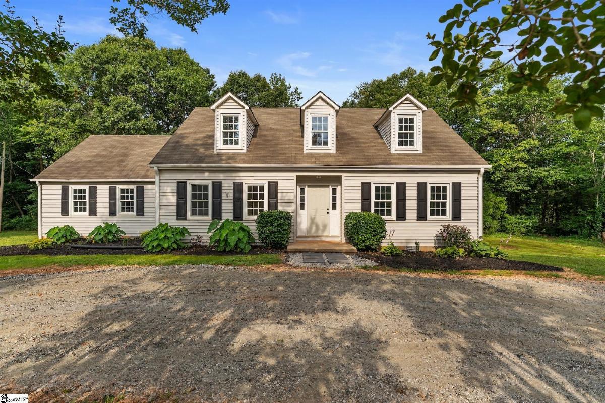 703 Mertie Drive