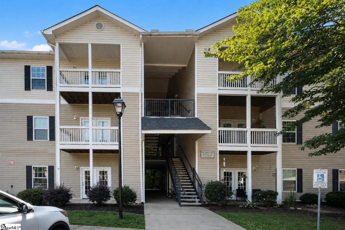 203 MCKENNA Circle