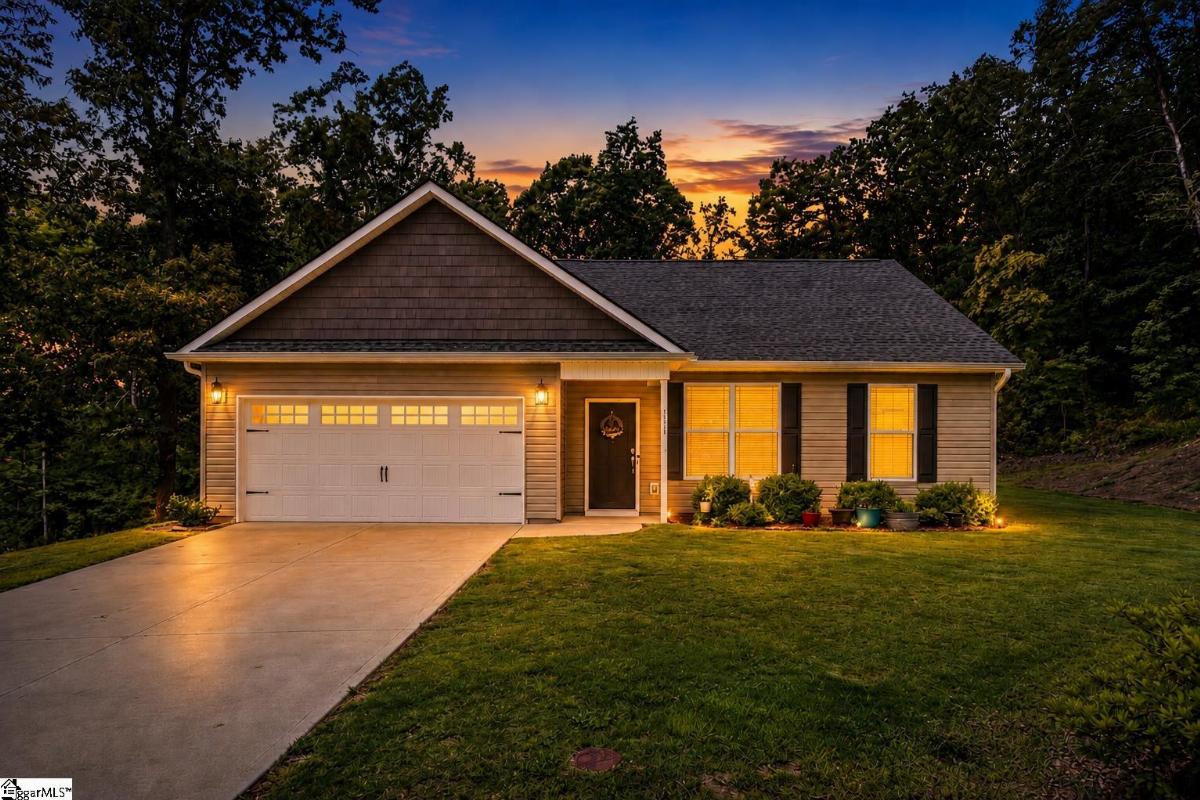 136 N Forest Circle