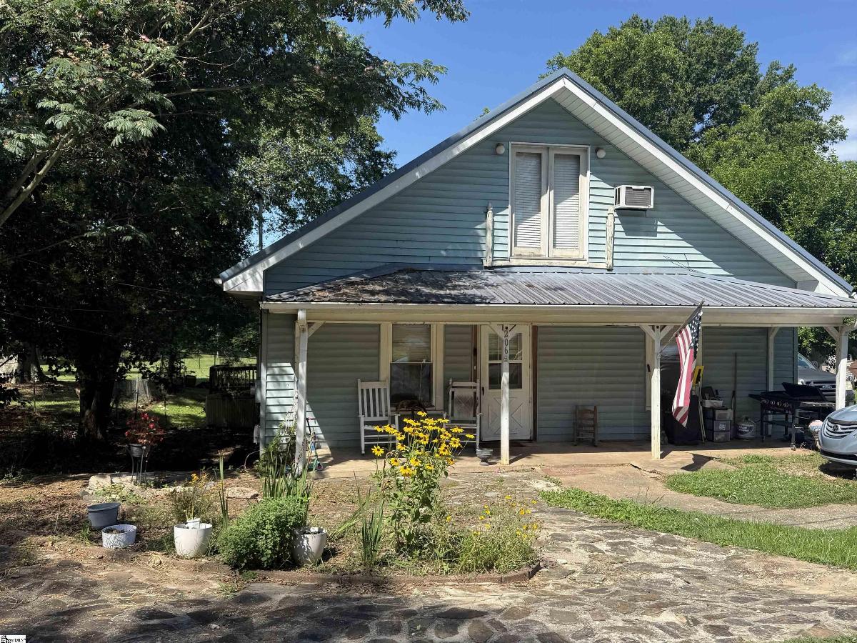 206 S 8th Street