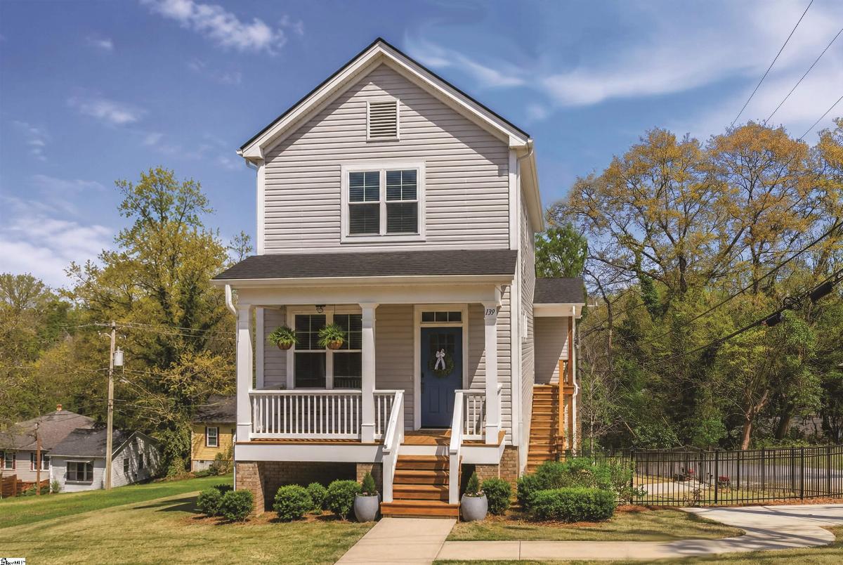 139 Mount Eustis Street
