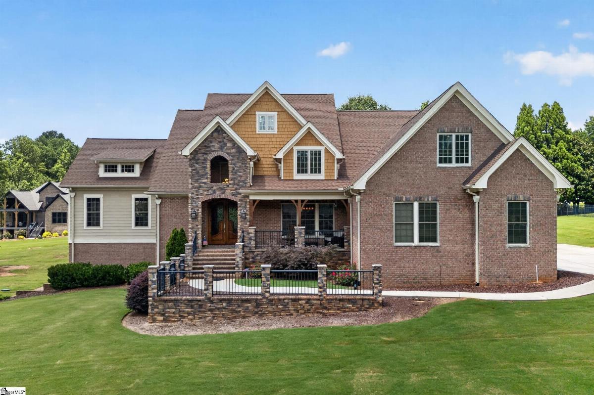 204 Willow Wind Court