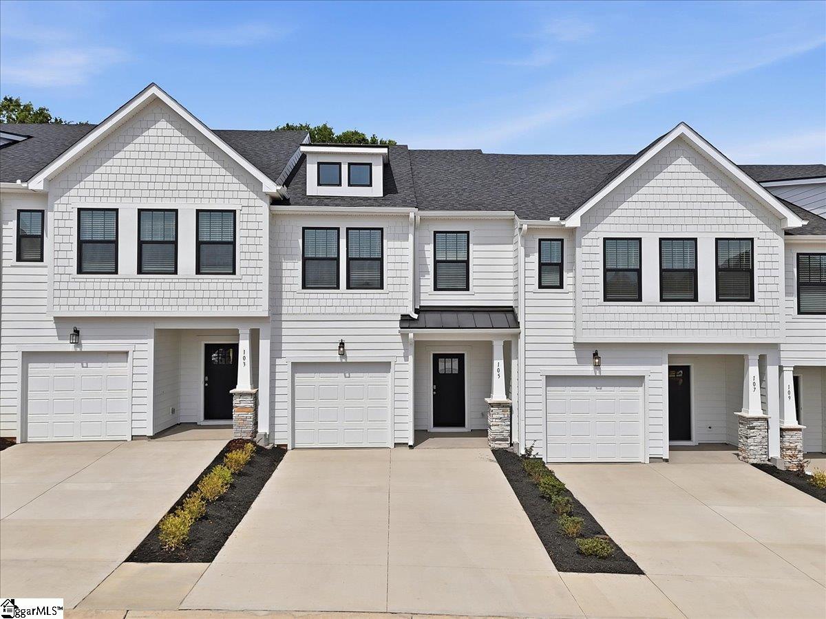 105 Redfield Place