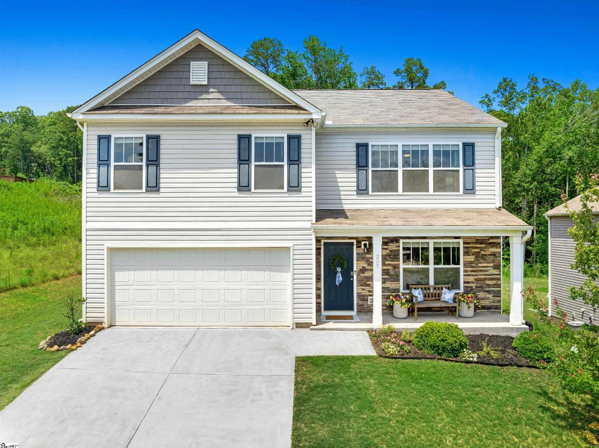207 Ashwood Way