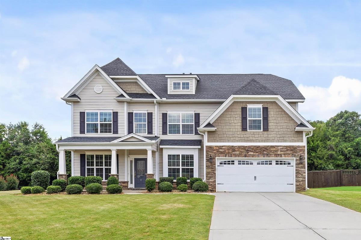 5 Lakeway Place