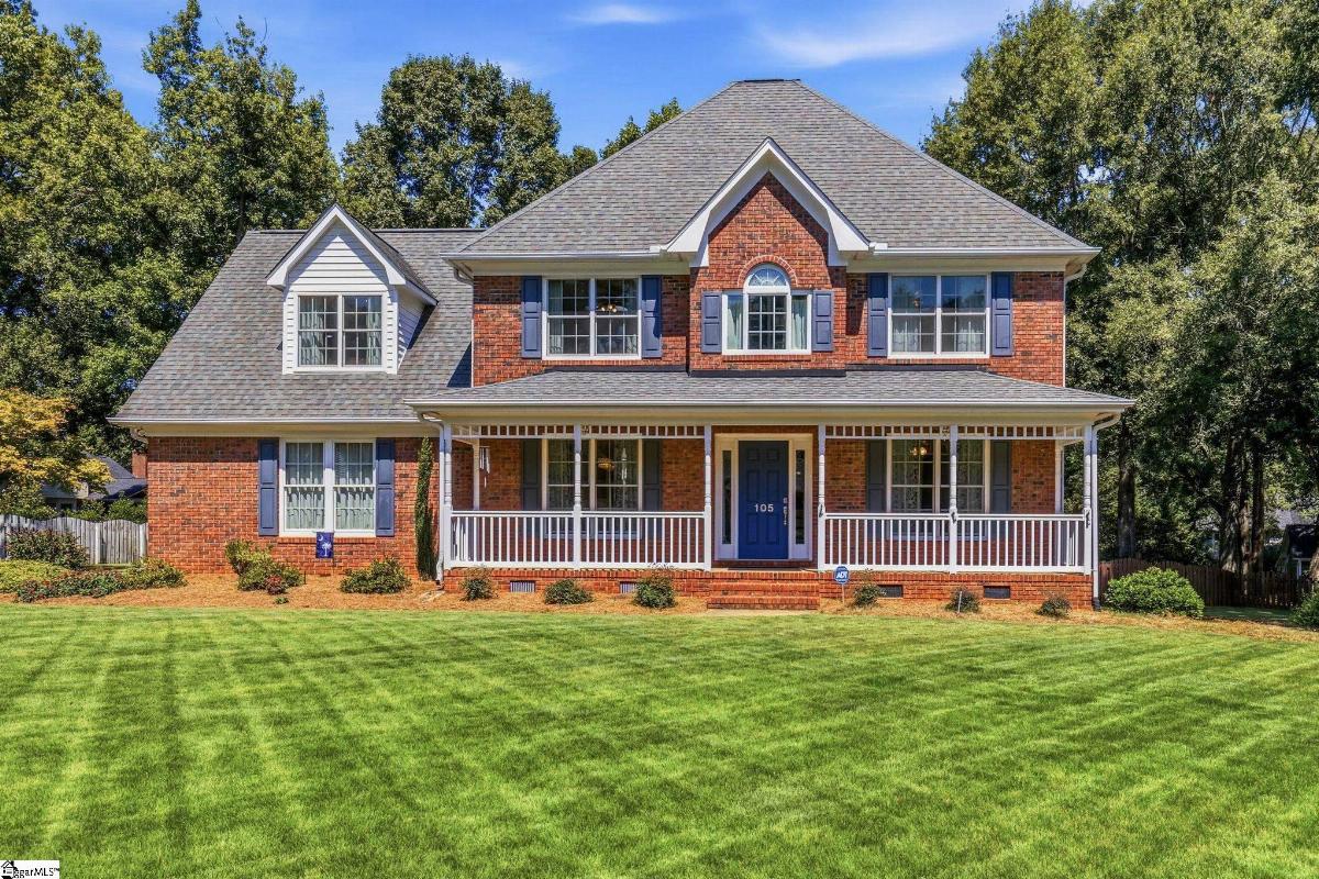 105 Holly Crest Circle