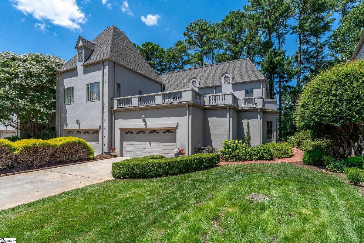 226 Castellan Drive