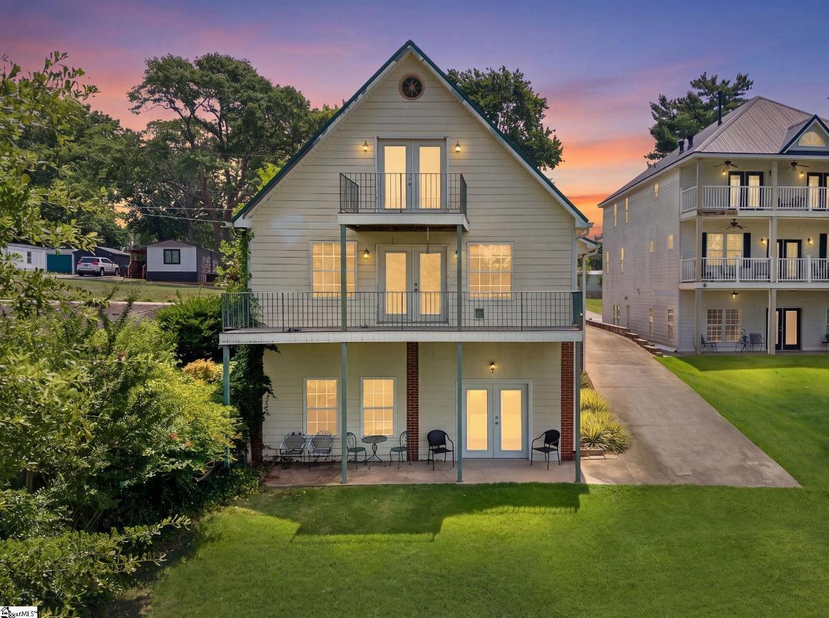 51 Fox Road