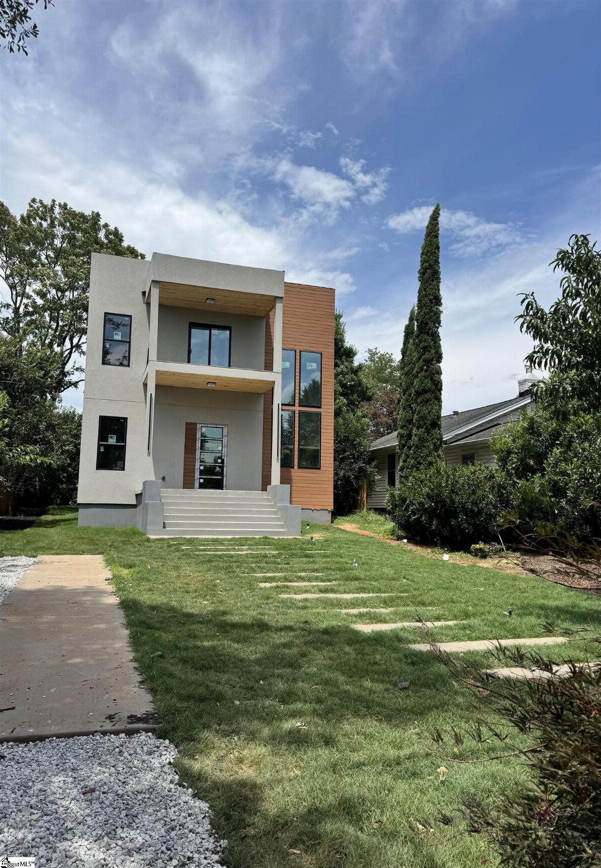 222 Buist Avenue