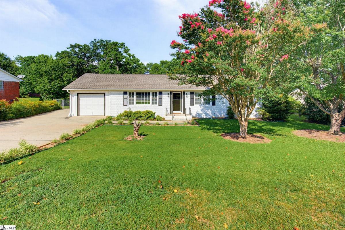 107 Luther Place