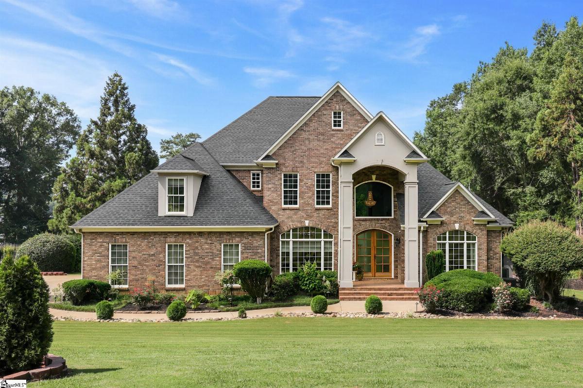227 Woodlake Drive