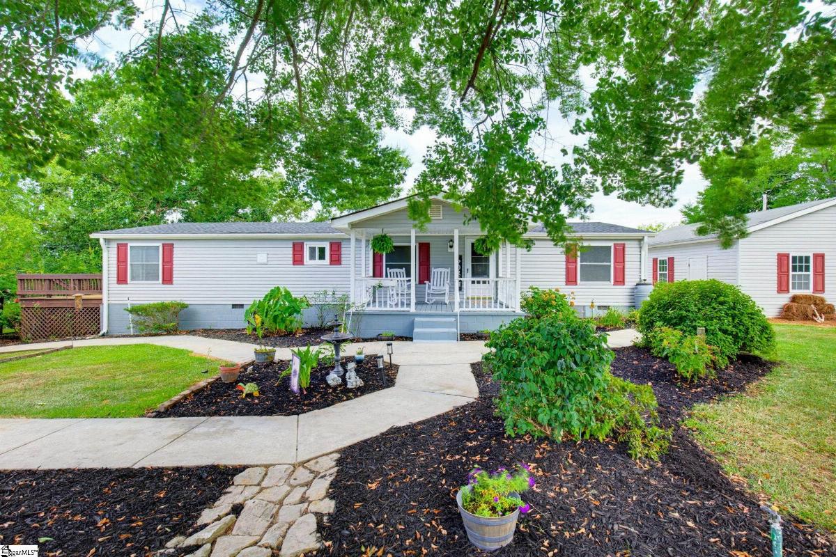 462 Forest Drive