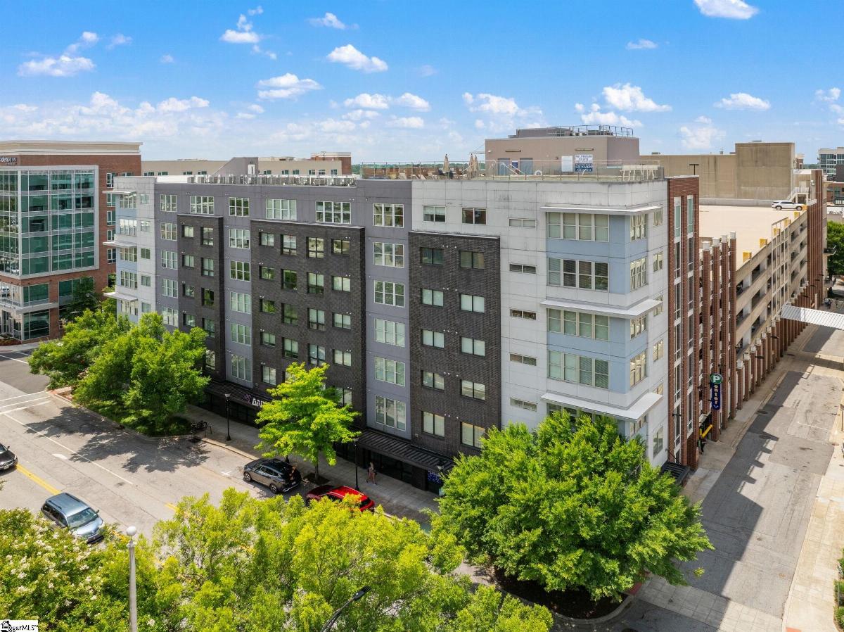 100 E Washington Street