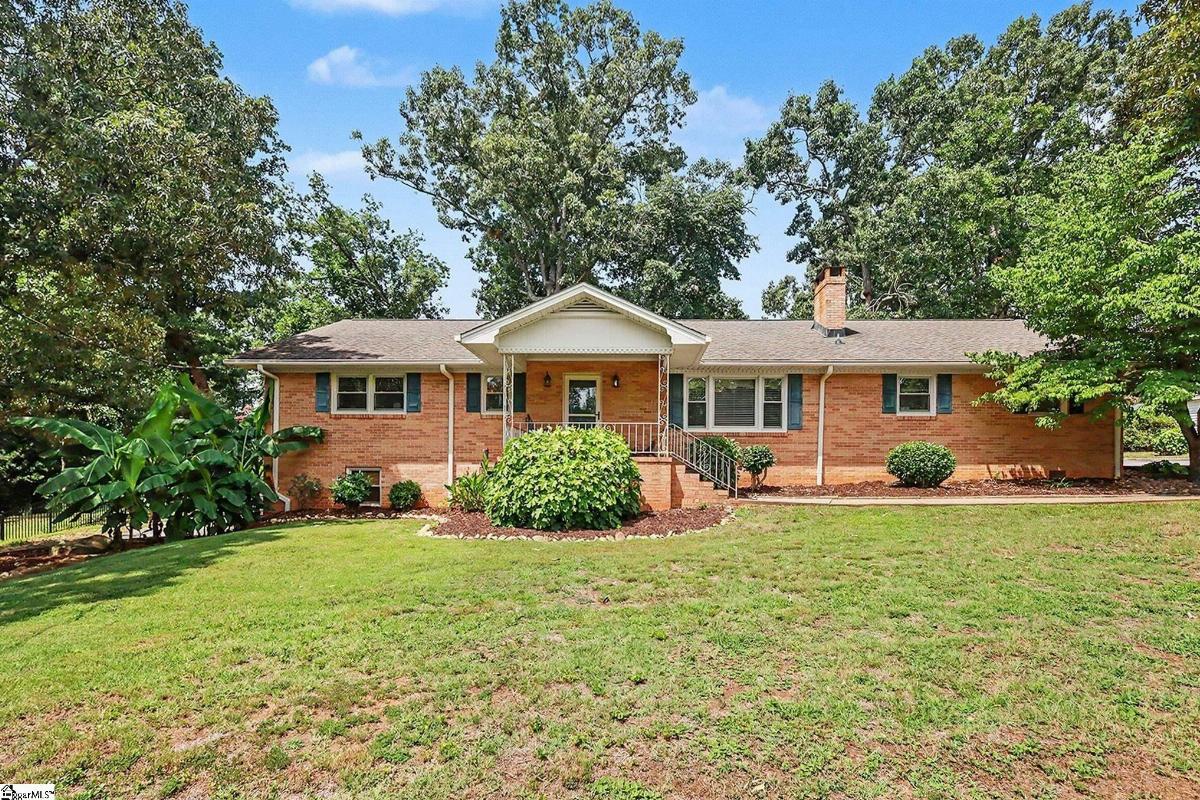 1095 Alexander Road
