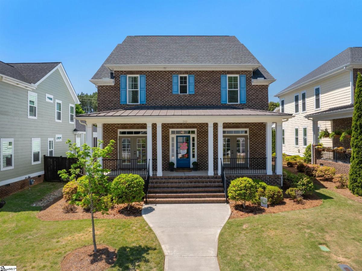 212 Grandmont Court