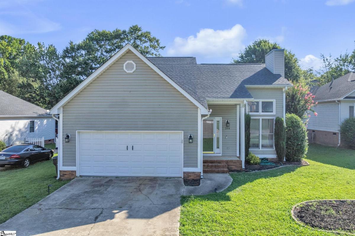 204 Flagstar Court