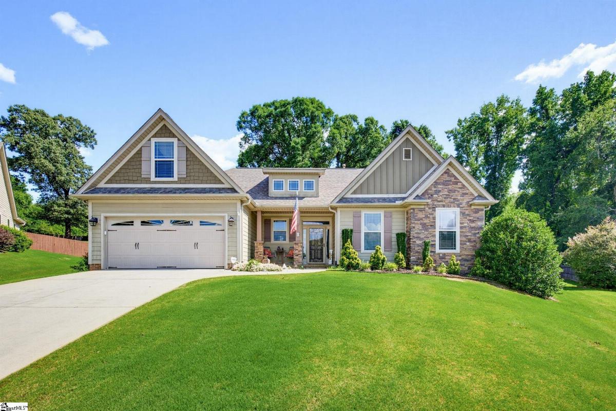 120 Hubbard Lane