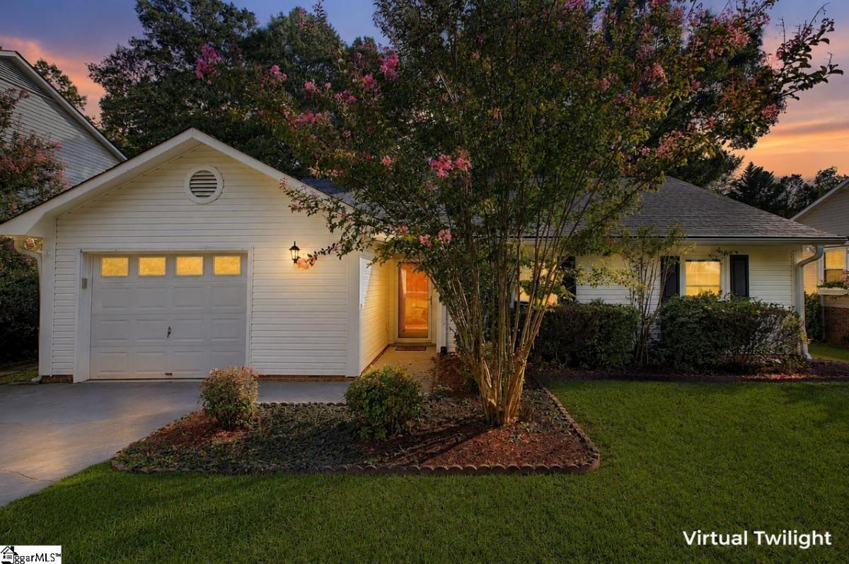 4 Chinaberry Lane