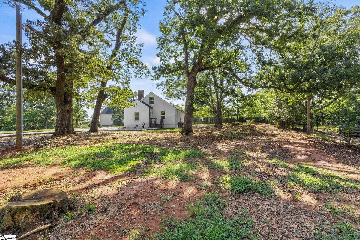 19 Willow Springs Drive