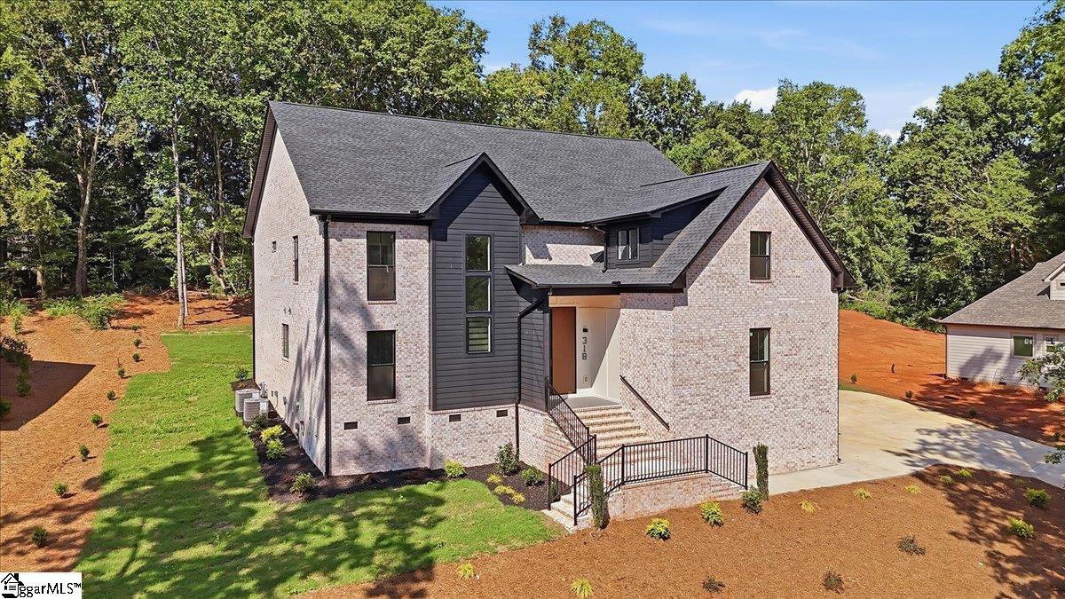318 Bouldercrest Court