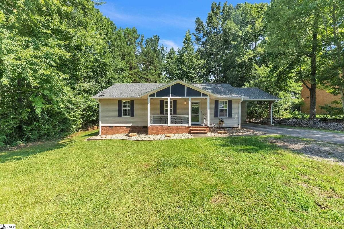 310 Crescent Drive