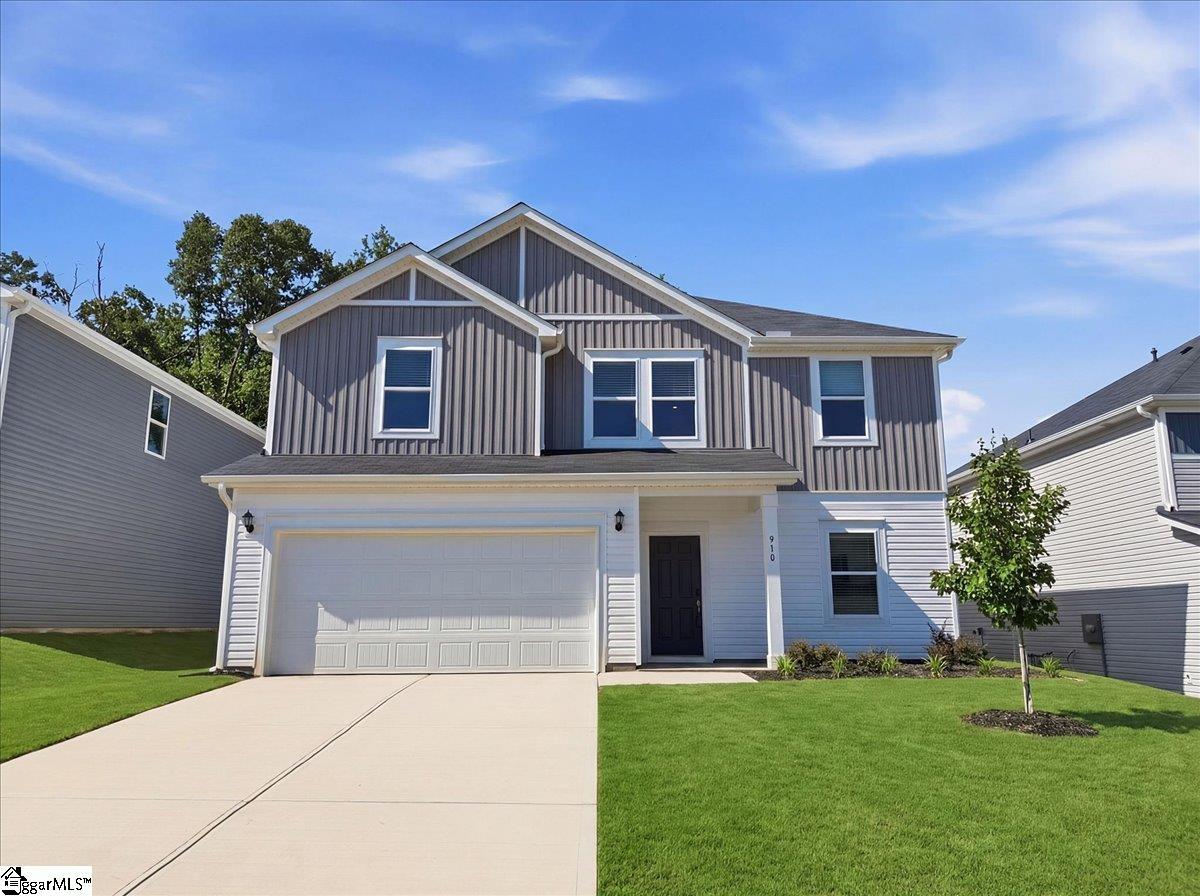 910 Rising Oak Court