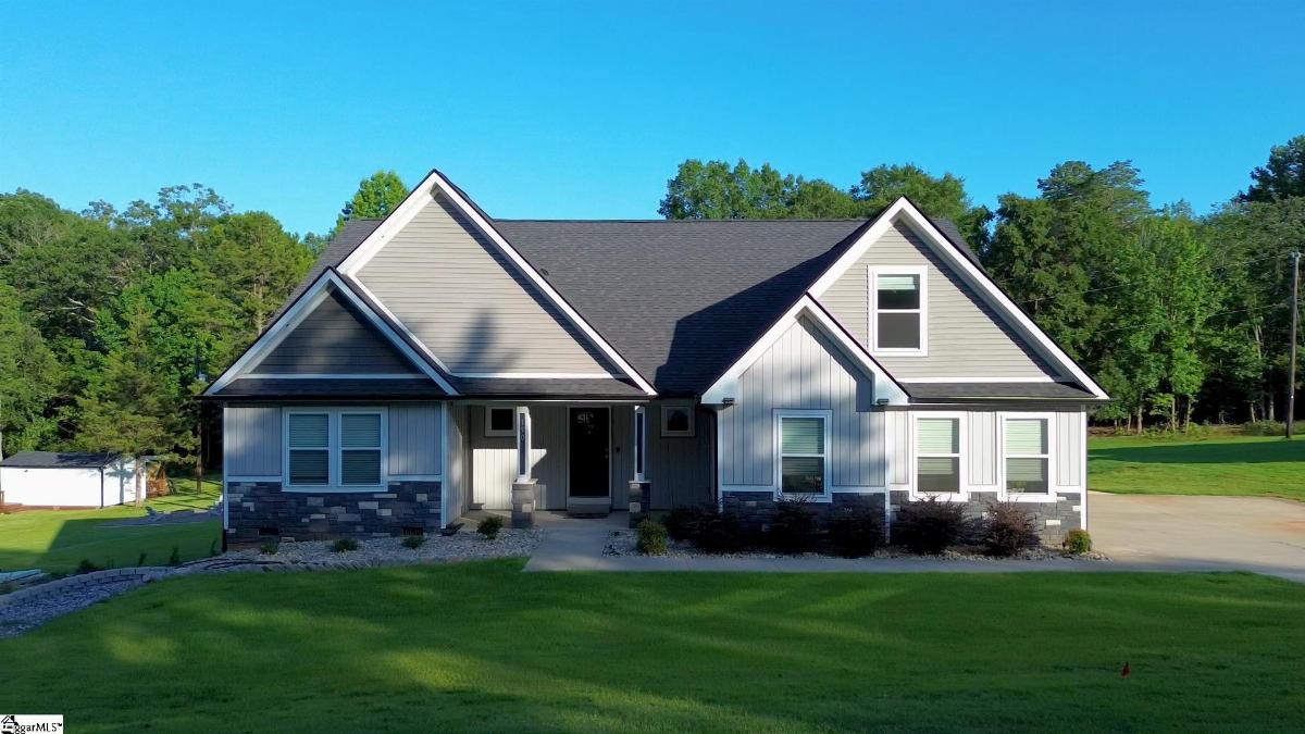 190 Eastberrys Creek Drive