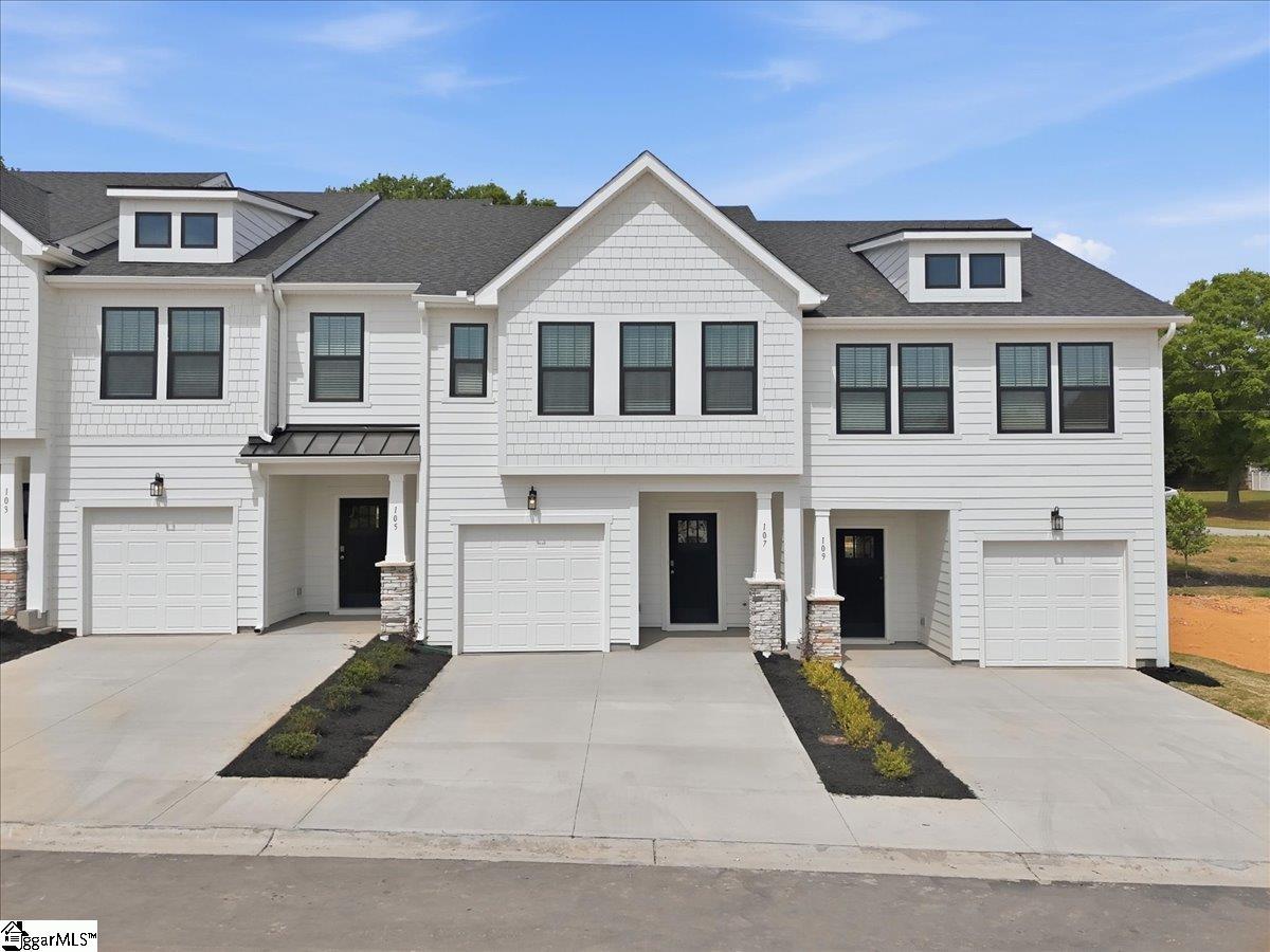 107 Redfield Place