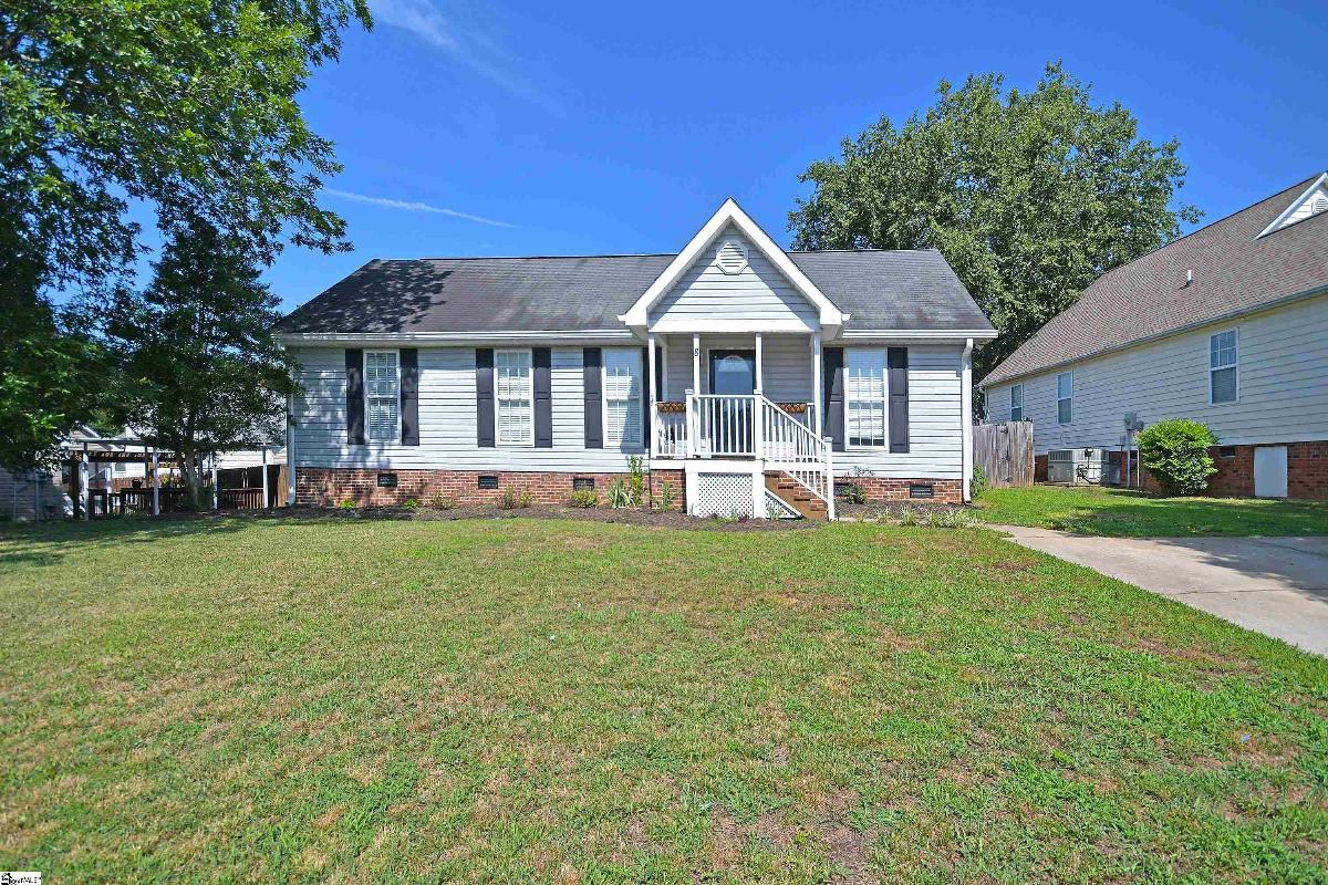 8 Montvale Drive