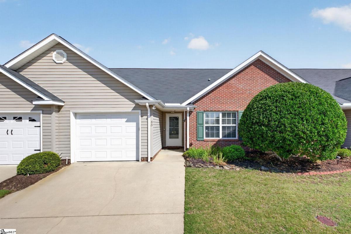 43 Magnolia Crest Drive
