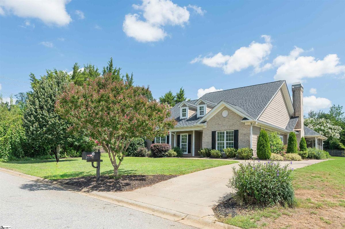 1 Laurel Grove Drive