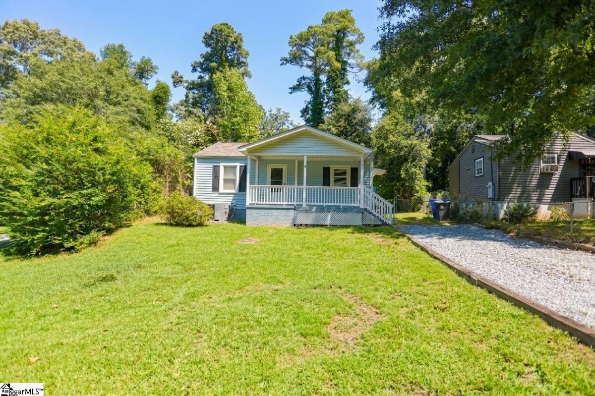 8 Pacific Avenue