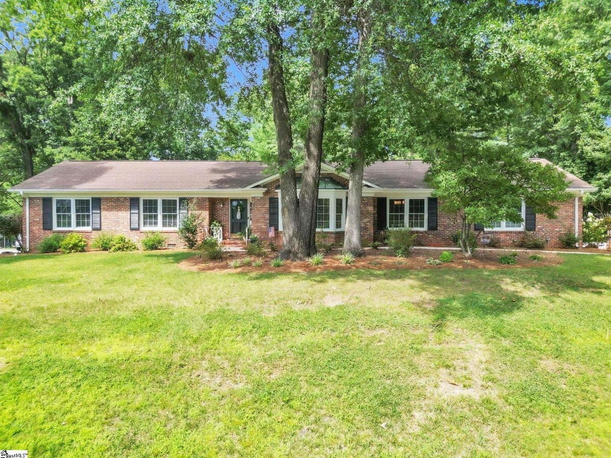 6 Gladesworth Drive