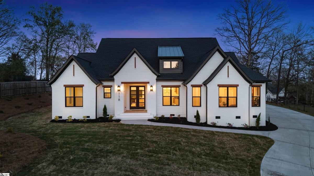 118 Mount Vernon Circle