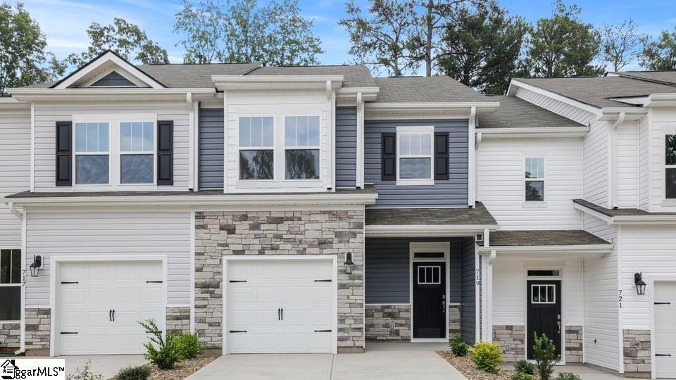 719 Lesbury Lane