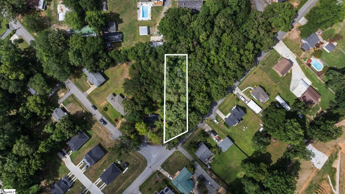 211 Forest Drive