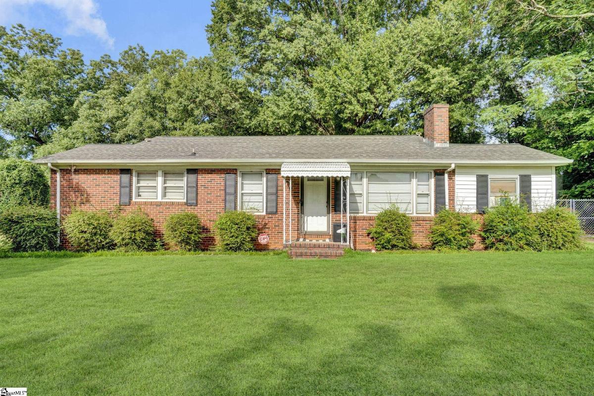 210 Sunnyview Circle