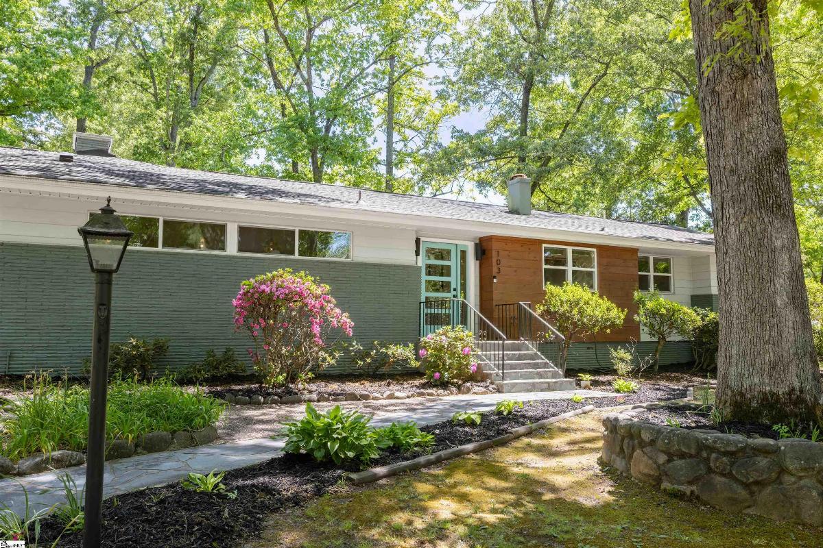 103 Lake Fairfield Drive